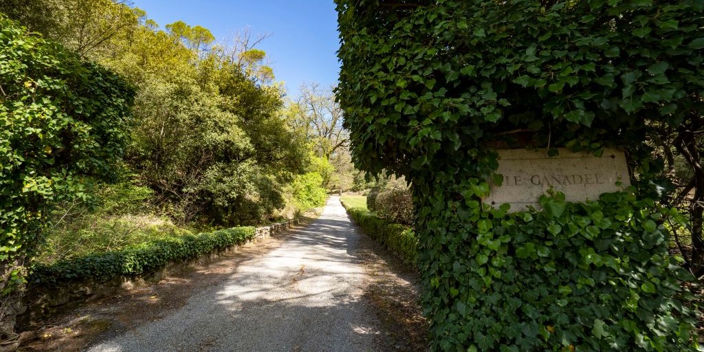 la granja donde vive george clooney