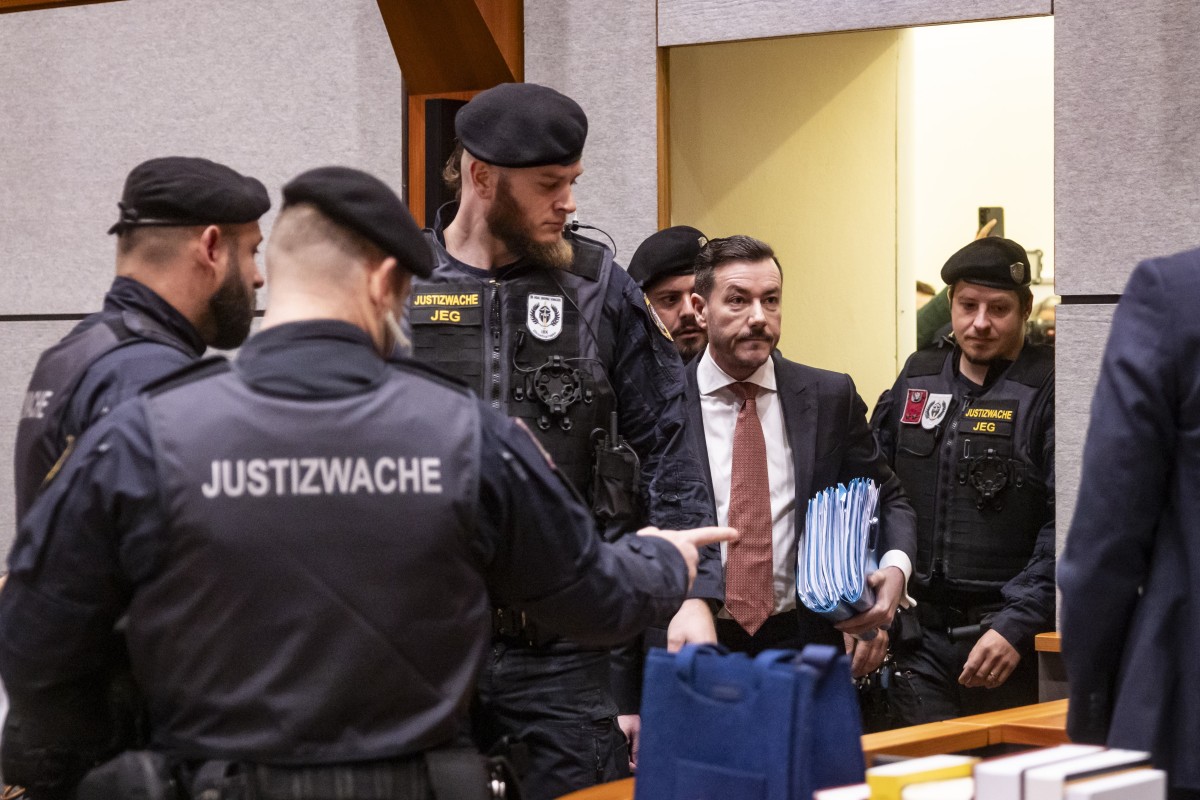 El fundador del conglomerado inmobiliario Signa ingresa en prisión por fraude