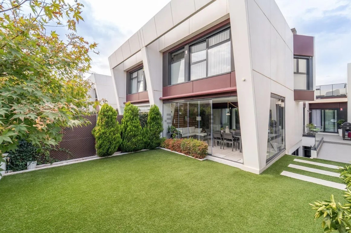 Los ciudadanos chinos compran cada vez casas más caras en España