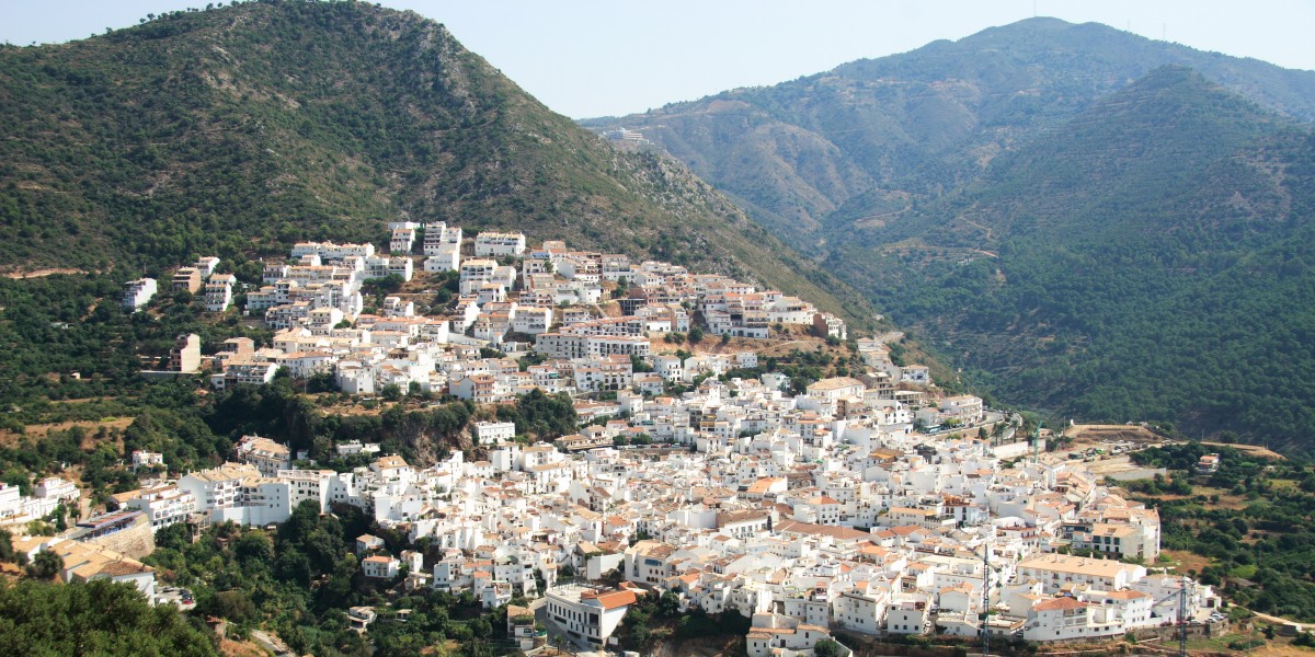 Moving to Ojen near Marbella