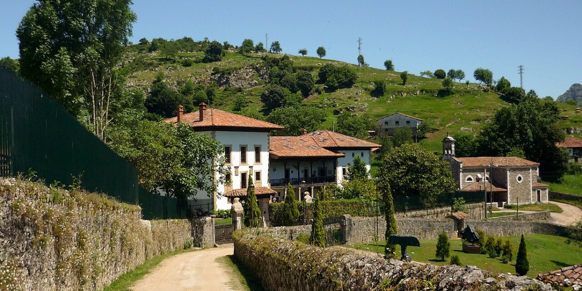 pueblos cerca de los lagos de covadonga