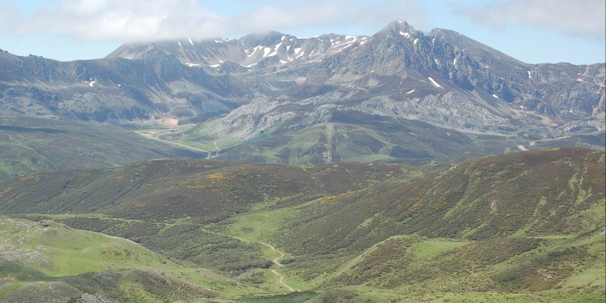 pueblo mas alto de asturias