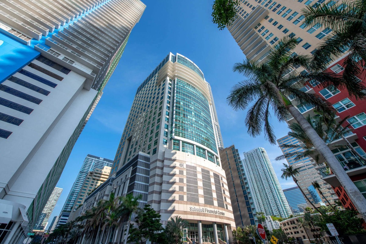 Amancio Ortega cierra la compra de un edificio de oficinas en Miami