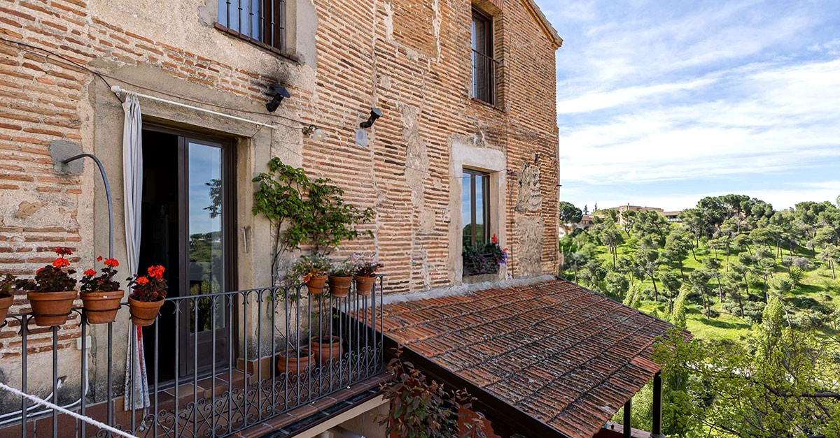 Palacete medieval del siglo XIV a la venta en Segovia