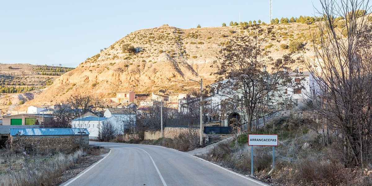 pueblo mas pequeño de cuenca