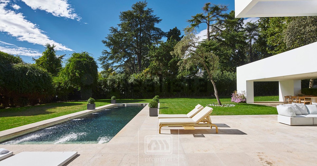 Vuelve al mercado por 4,5 millones la mansión en Madrid donde Bertín Osborne presentaba ‘Mi casa es la tuya’