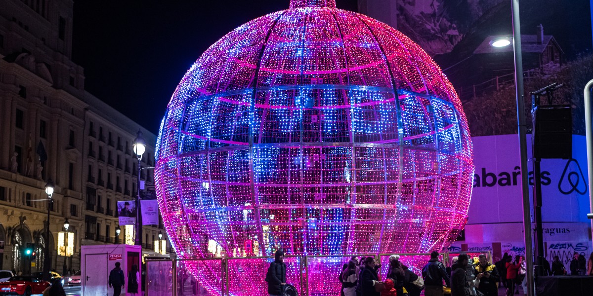 Le migliori luci di Natale in Spagna 2025