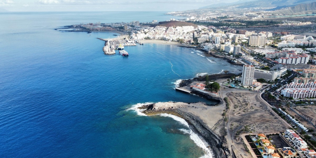 Living in Los Cristianos