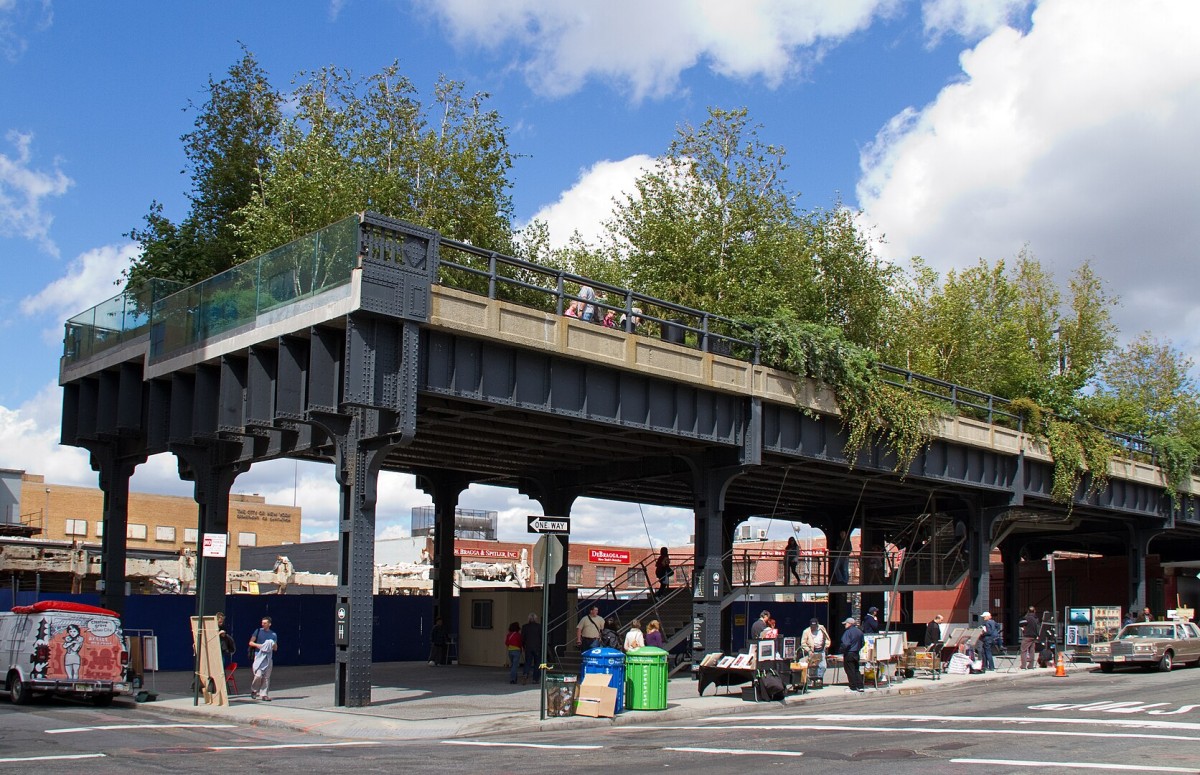 Punto de inicio del High Line, en el cruce entre las calles Gansevoort y Washington, en Meatpacking District.