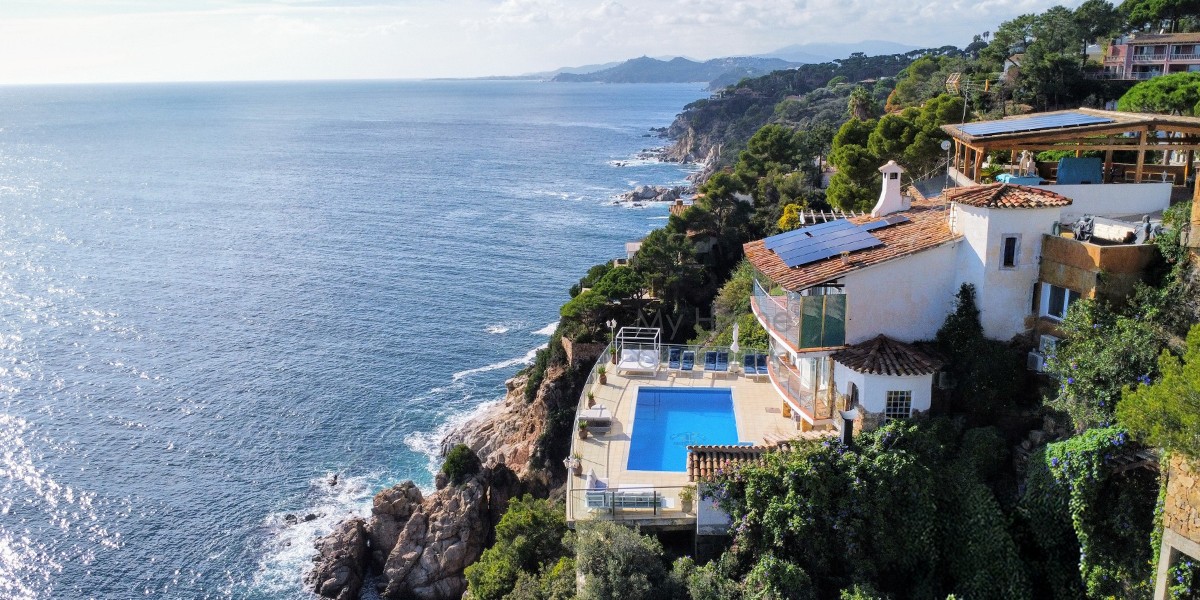 Increïble vil·la en un penya-segat de la Costa Brava