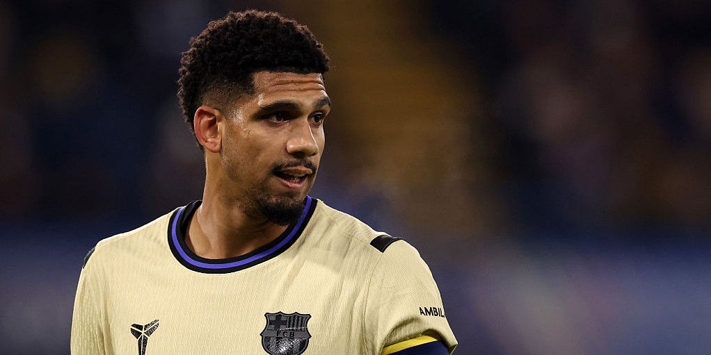 donde vive ronald araujo