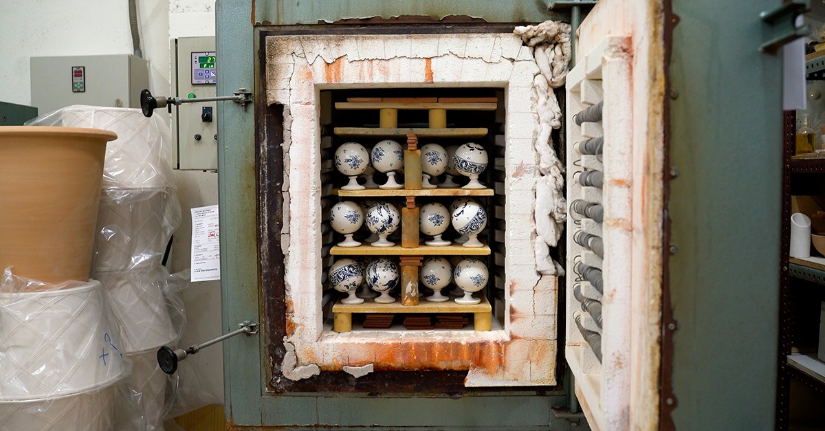 El horno donde se secan las bolas de Navidad