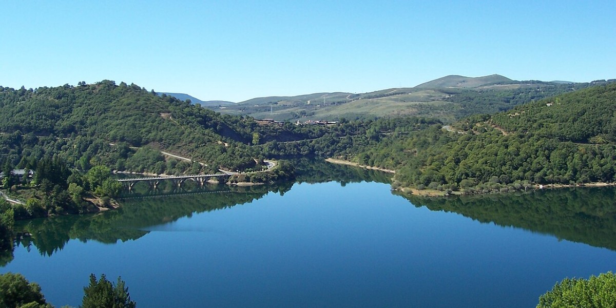 pueblo mas alto de galicia