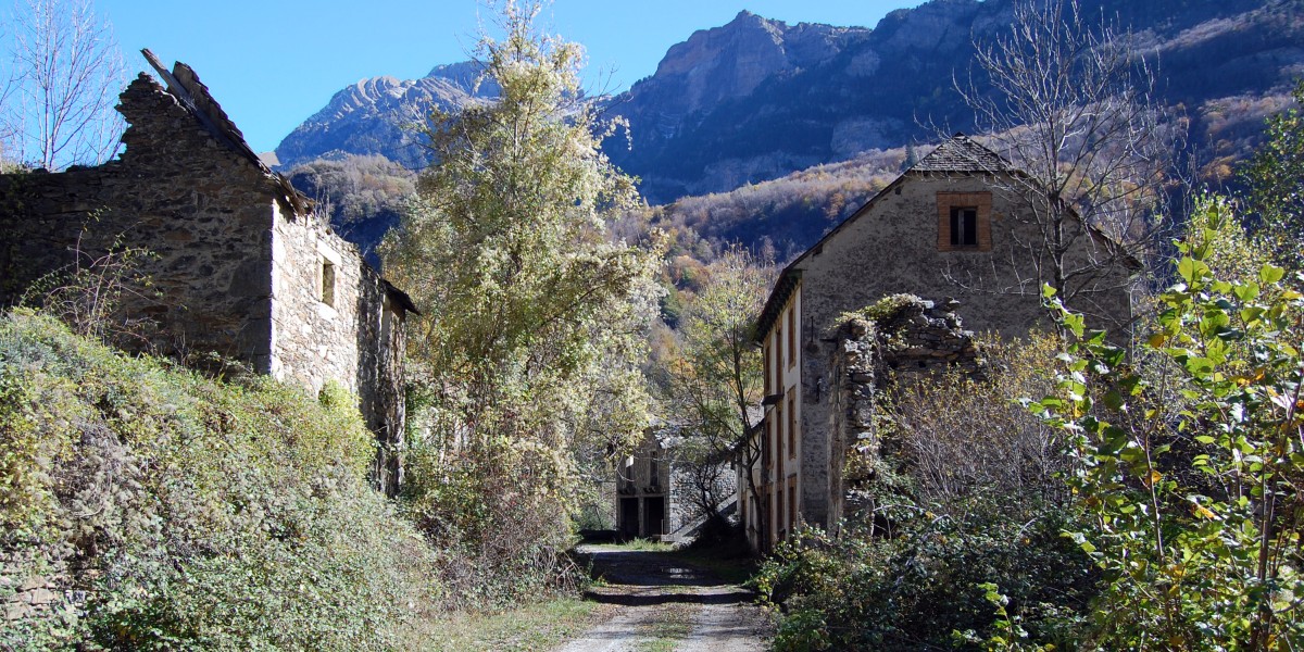 pueblos abandonados en huesca
