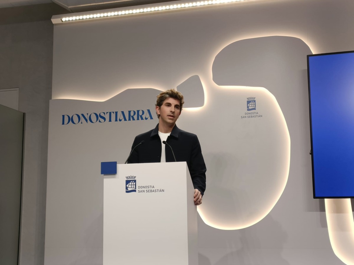 El alcalde de San Sebastián, Jon Insausti.