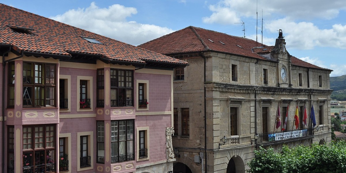 pueblo mas grande de burgos