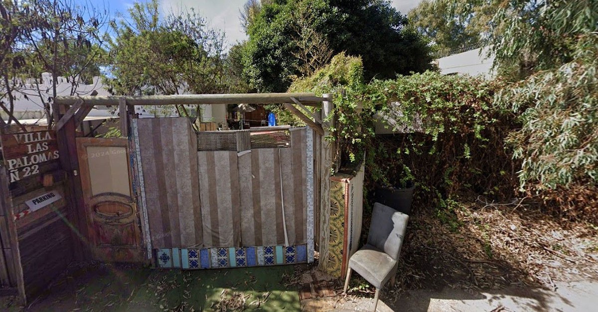 Se subasta un chalet okupado cerca de Puerto Banús (Marbella) por 815.000 euros