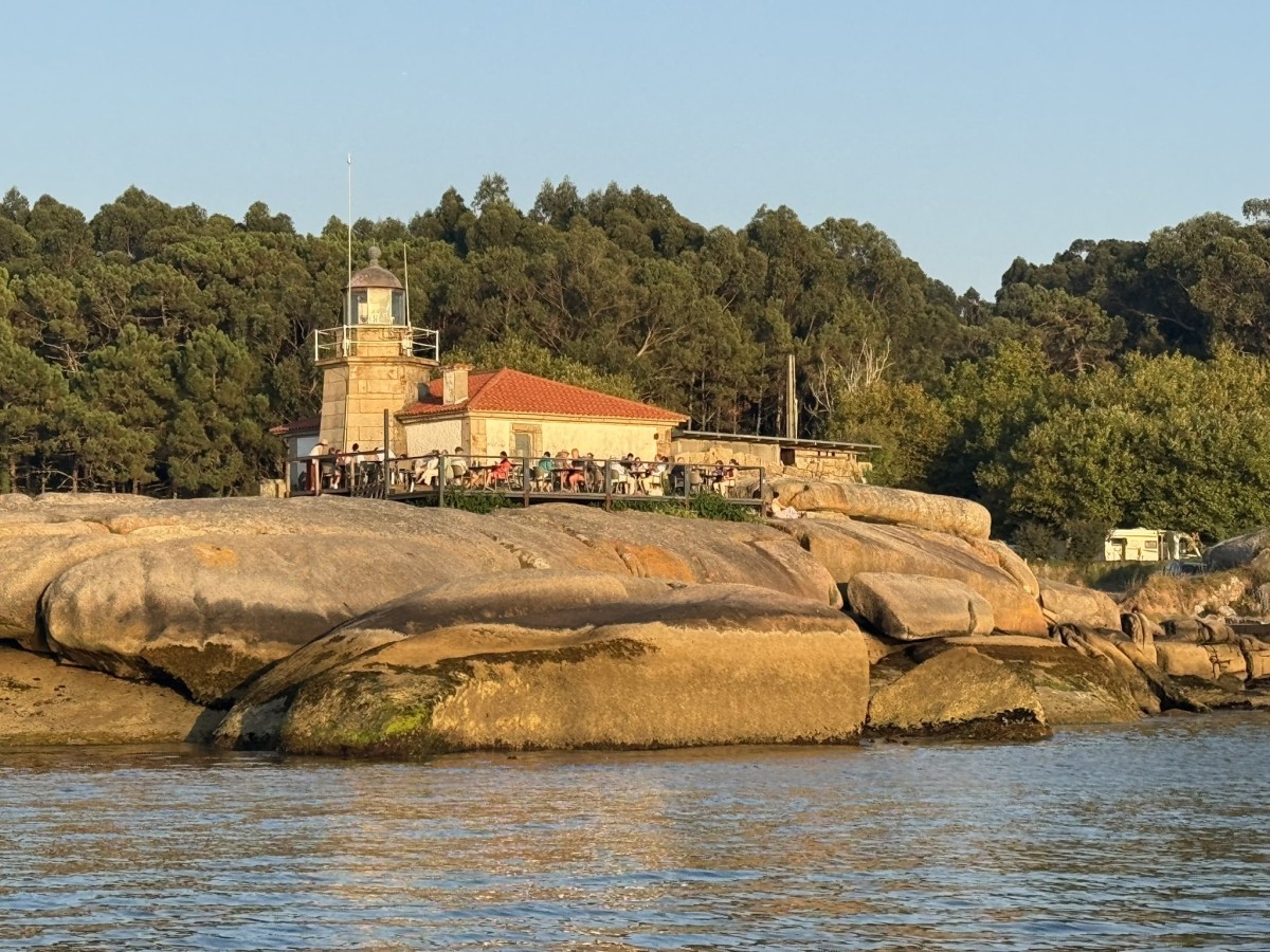 Faro de Punta Cabalo