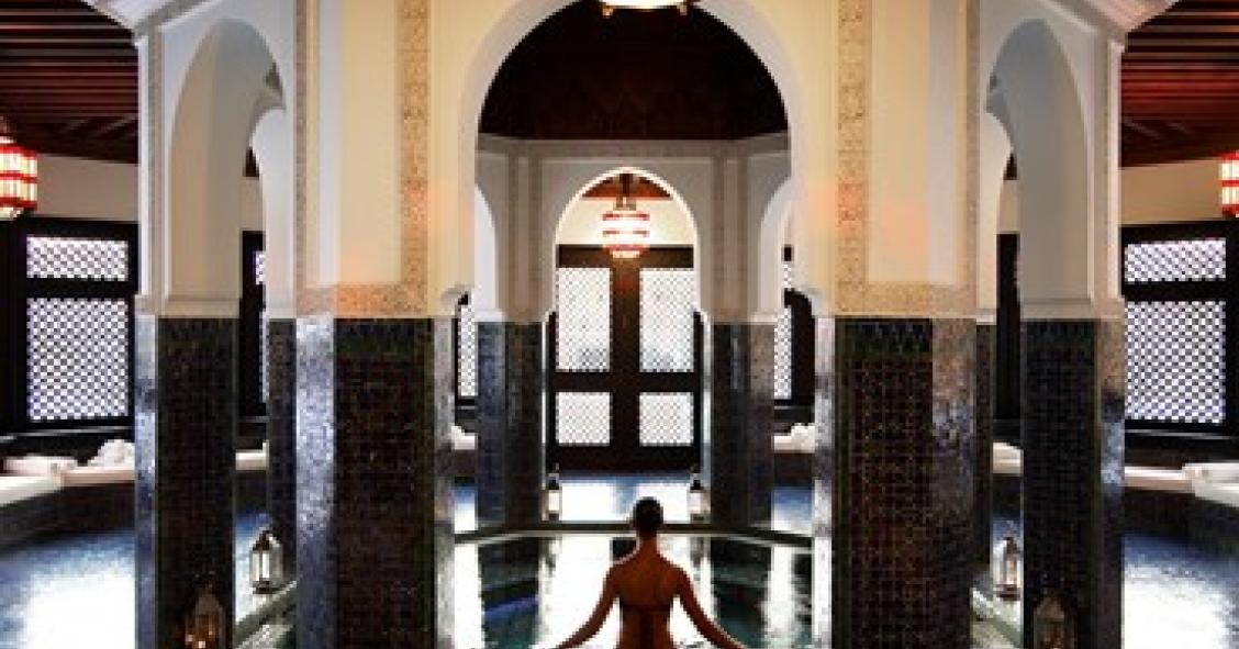  Hoteles con encanto: un palacio árabe rejuvenecido gracias a las manos de 1.000 artesanos