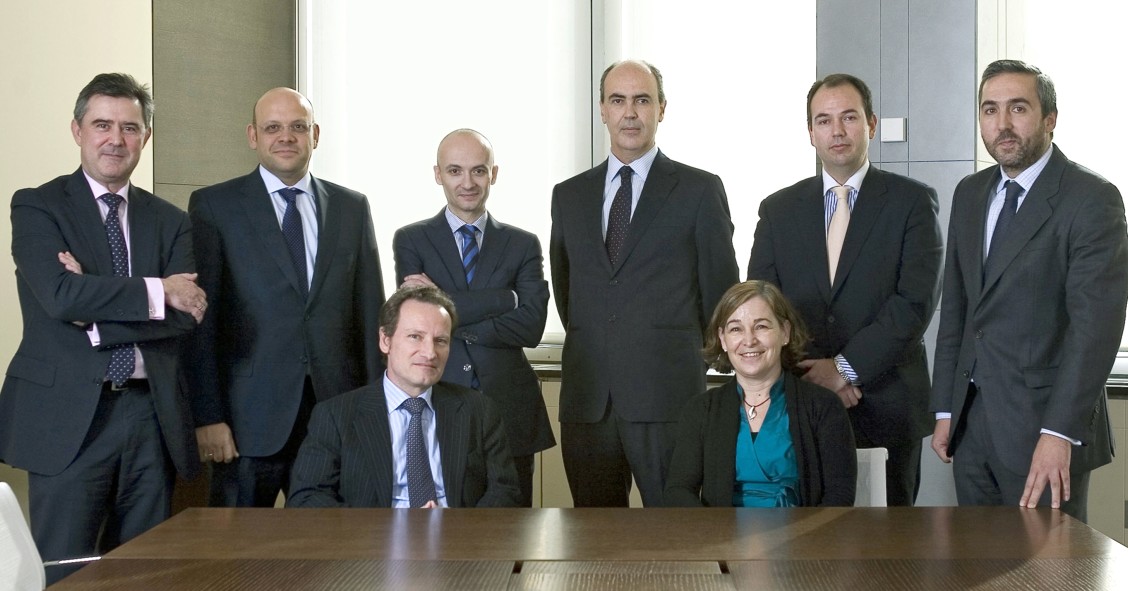 Walter de luna amenaza con dimitir de sareb por las discrepancias con Belén romana