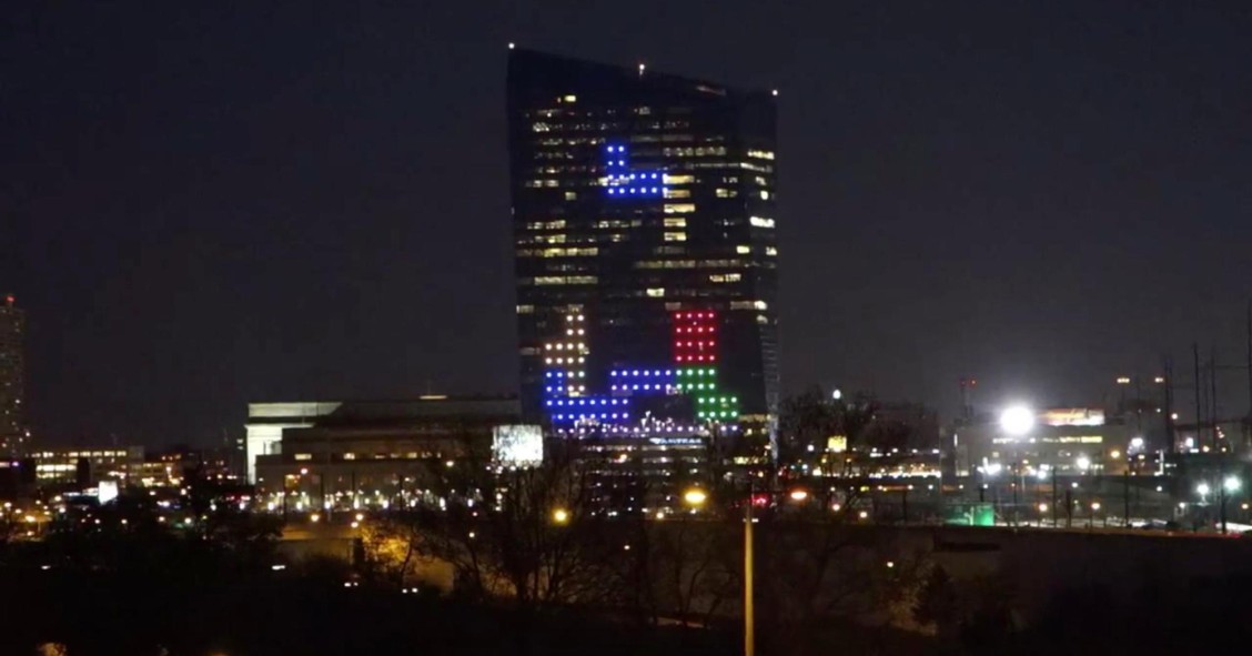 La mayor partida de ‘tetris’ de todos los tiempos se ha jugado sobre un rascacielos