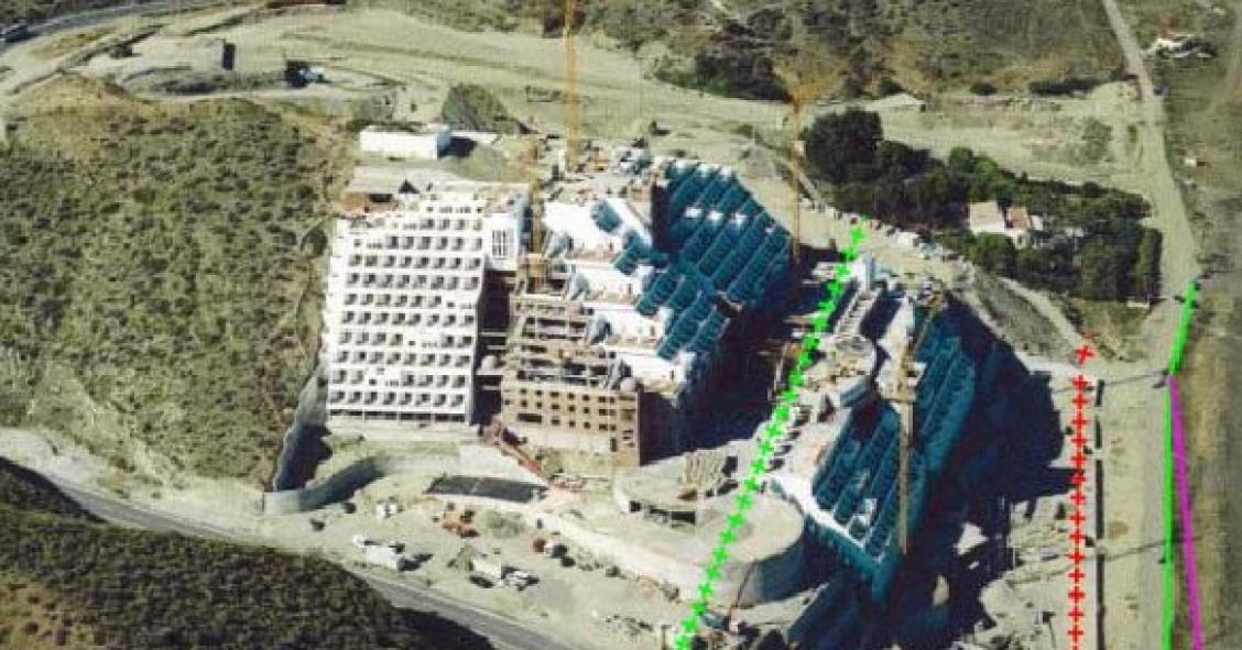 Andalucía se hace con los terrenos del algarrobico para demoler el hotel