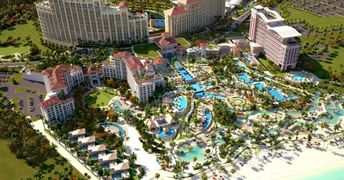 El ‘Marina D’Or’ chino está en Bahamas y tiene cuatro hoteles de lujo, casino, 12 piscinas y campo de golf (fotos)
