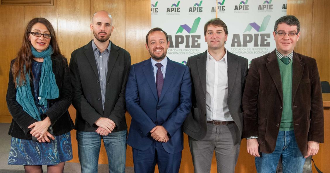 Los responsables económicos de los cinco grandes partidos políticos (Foto: APIE)