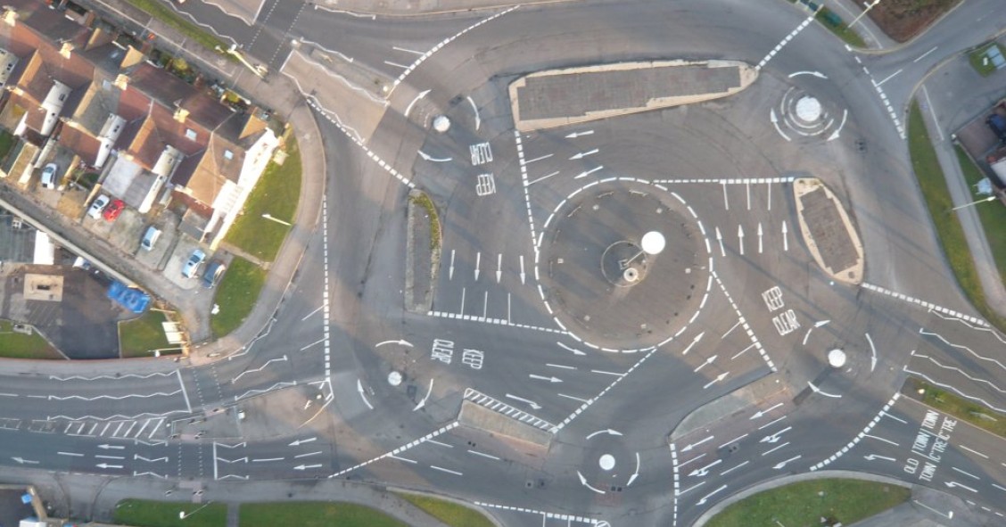 La ‘rotonda mágica’ y otras locuras del urbanismo sobre ruedas 