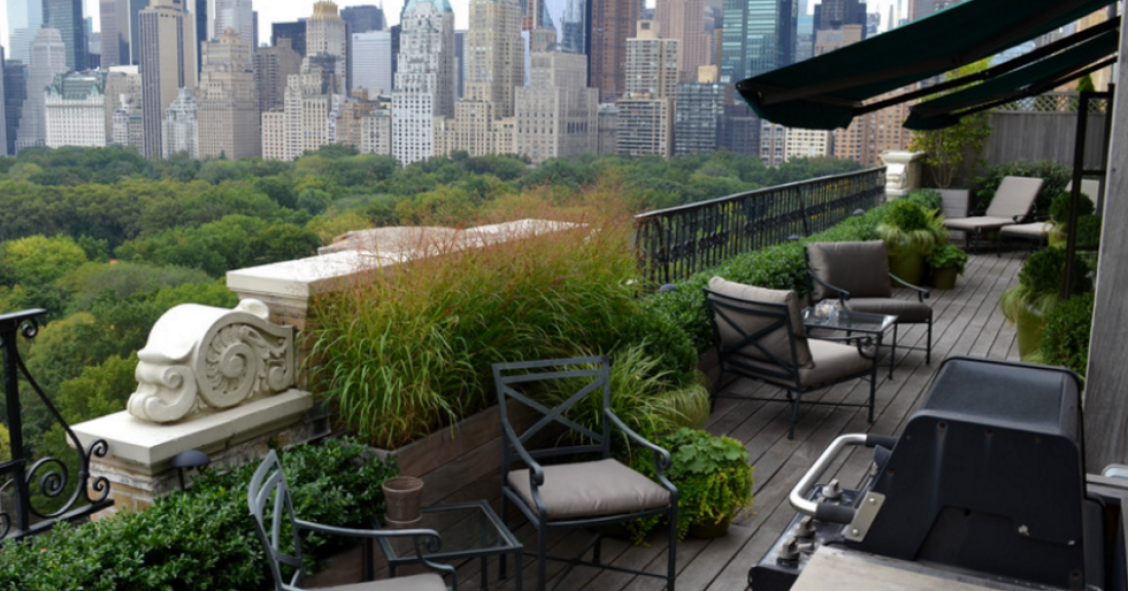 Ideas de decoración: cómo una jardinera bien cuidada puede alegrar tu terraza este verano