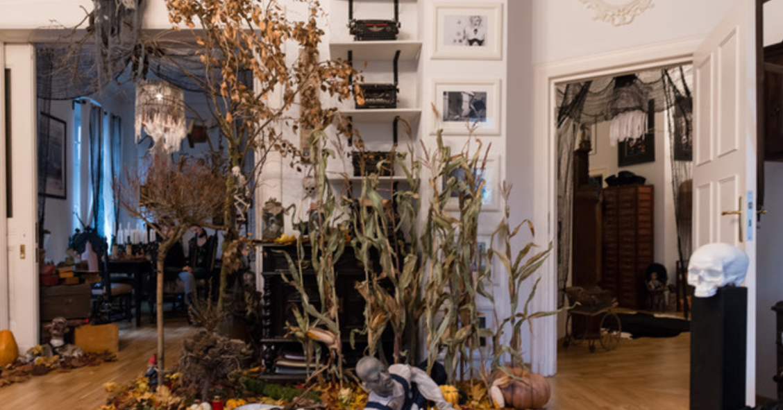 Cuando la decoración de Halloween se te va de las manos: 1.500 horas para una casa de miedo