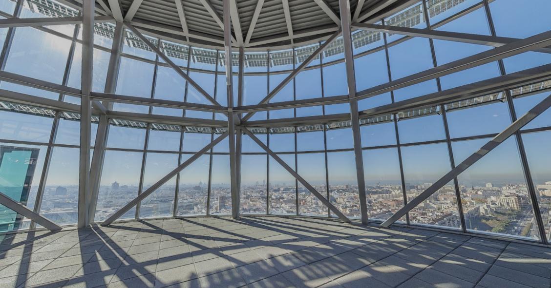 La consultora EY culmina el traslado a la madrileña Torre Azca: así es su nueva sede