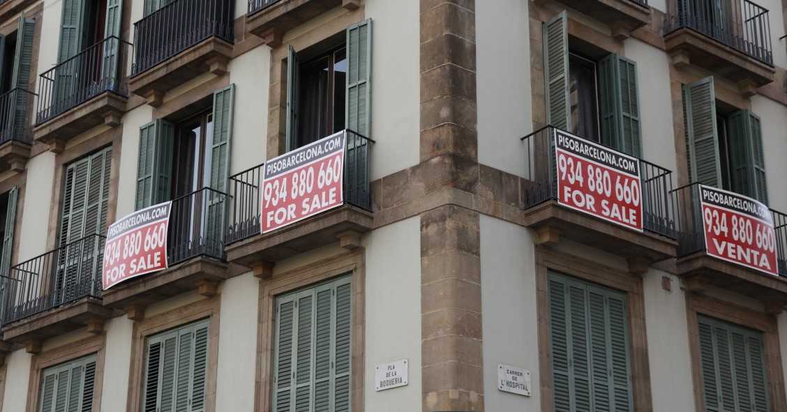 Barcelona recurre al BEI para cumplir su promesa de 10.000 viviendas sociales