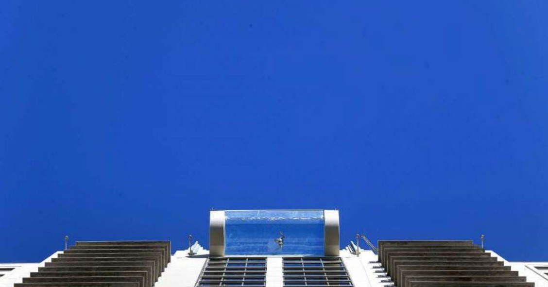 El edificio más lujoso de Texas tiene una espectacular piscina acristalada en la planta 40 