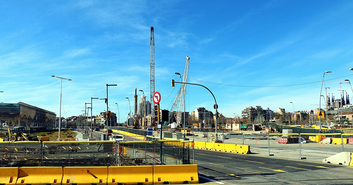 Barcelona retoma los trámites de Glòries para garantizar su continuidad en enero