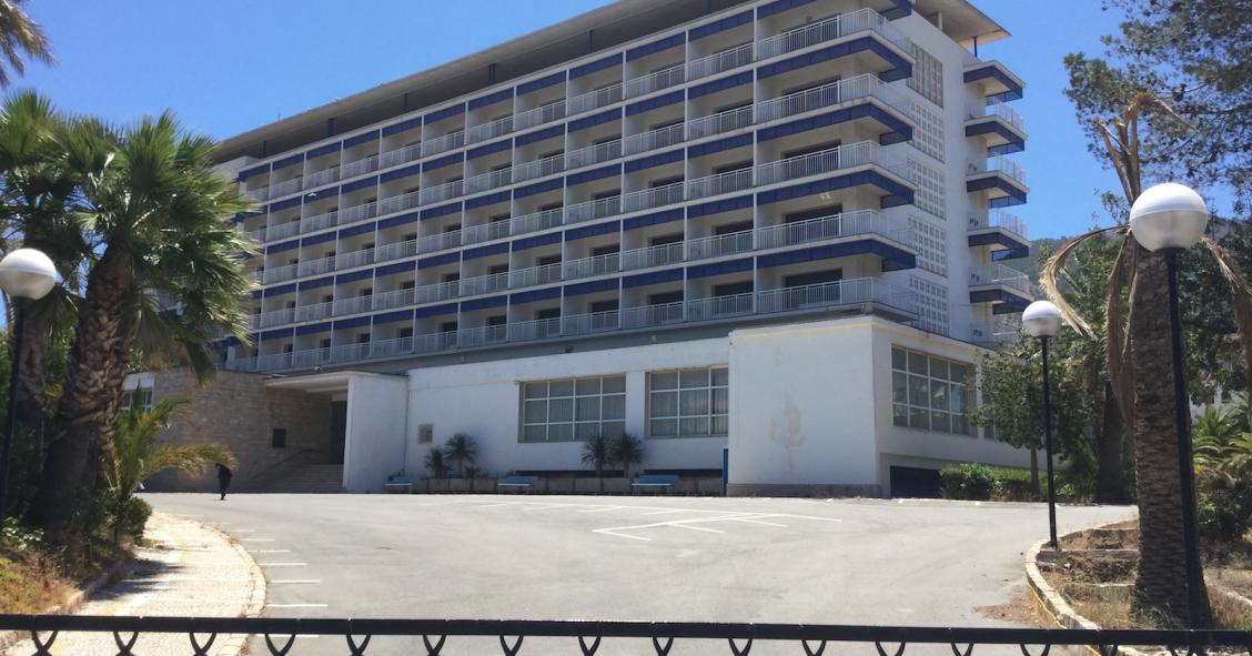 Una socimi compra a BBVA una antigua residencia en Alicante para reconvertirla en hotel