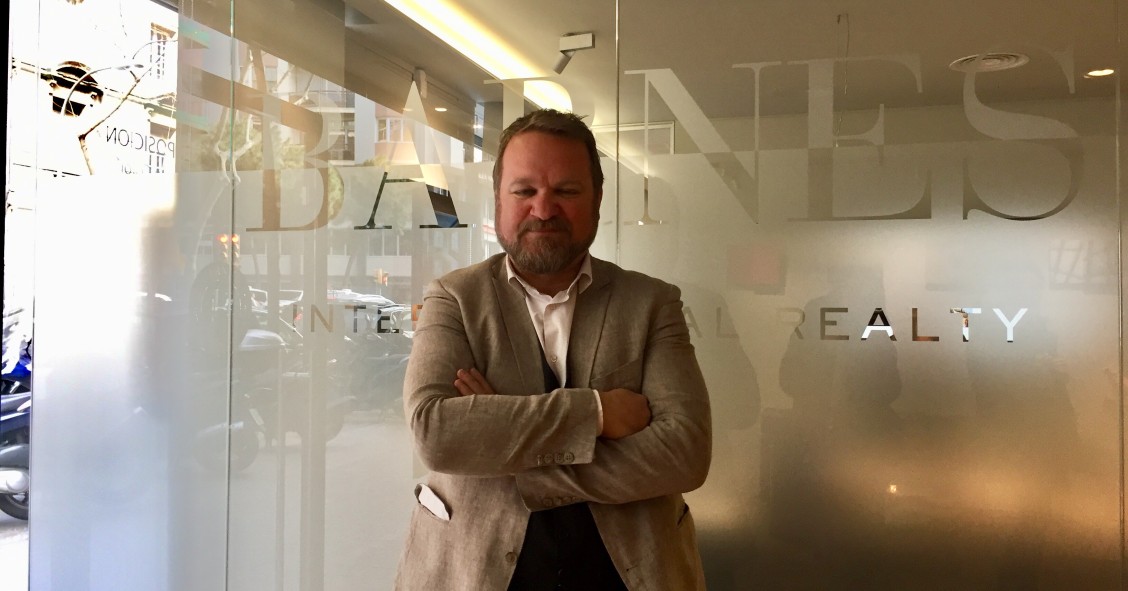 Barnes: “Barcelona es estupenda, pero no puede competir con París o Nueva York”