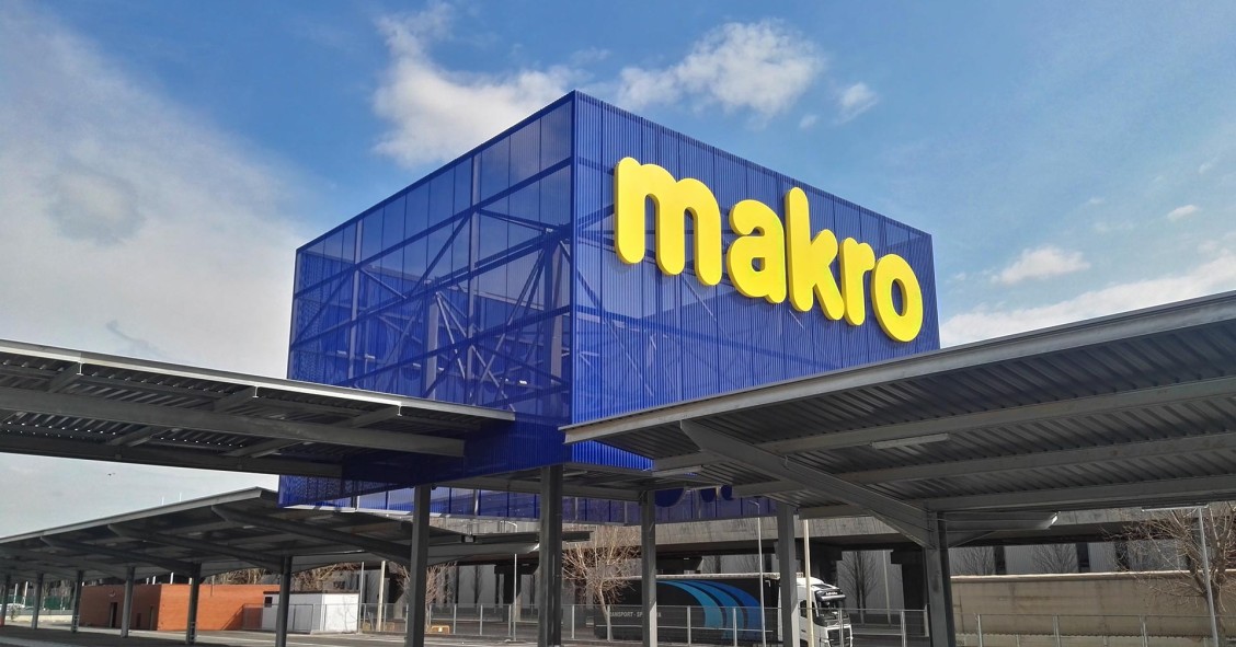 LaSalle compra una cartera de seis centros de Makro por más de 73 millones
