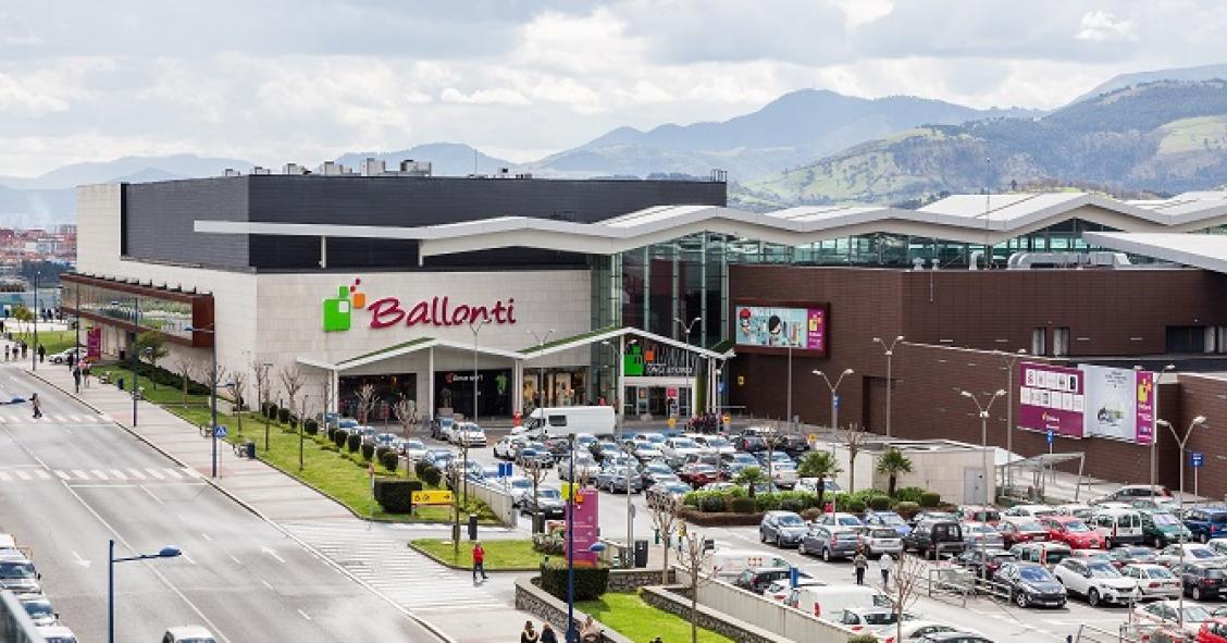 Deka vende un centro comercial de Bilbao a Bilball y Ballon Investments