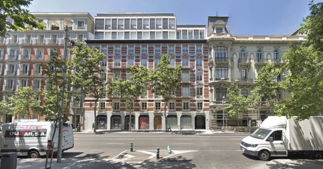AEW vende a la Mutualidad de la Abogacía un local comercial en Serrano ocupado por Caixabank
