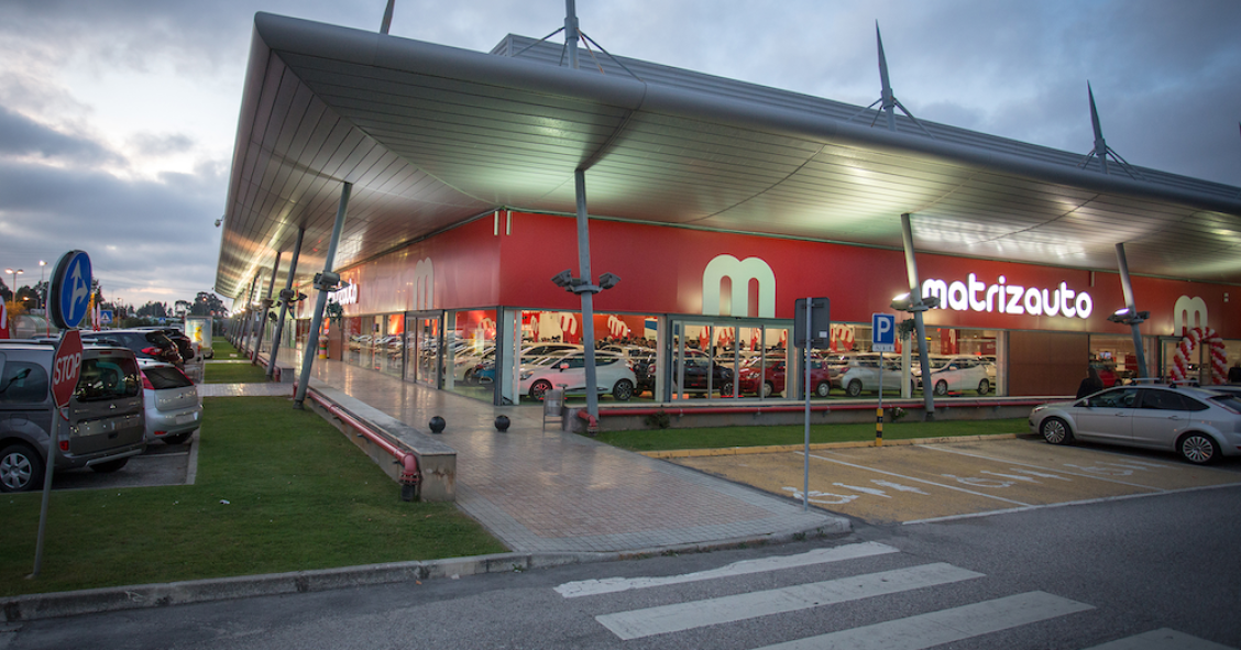 Blackstone desinvierte en Portugal: vende cuatro parques comerciales al fondo Fri2