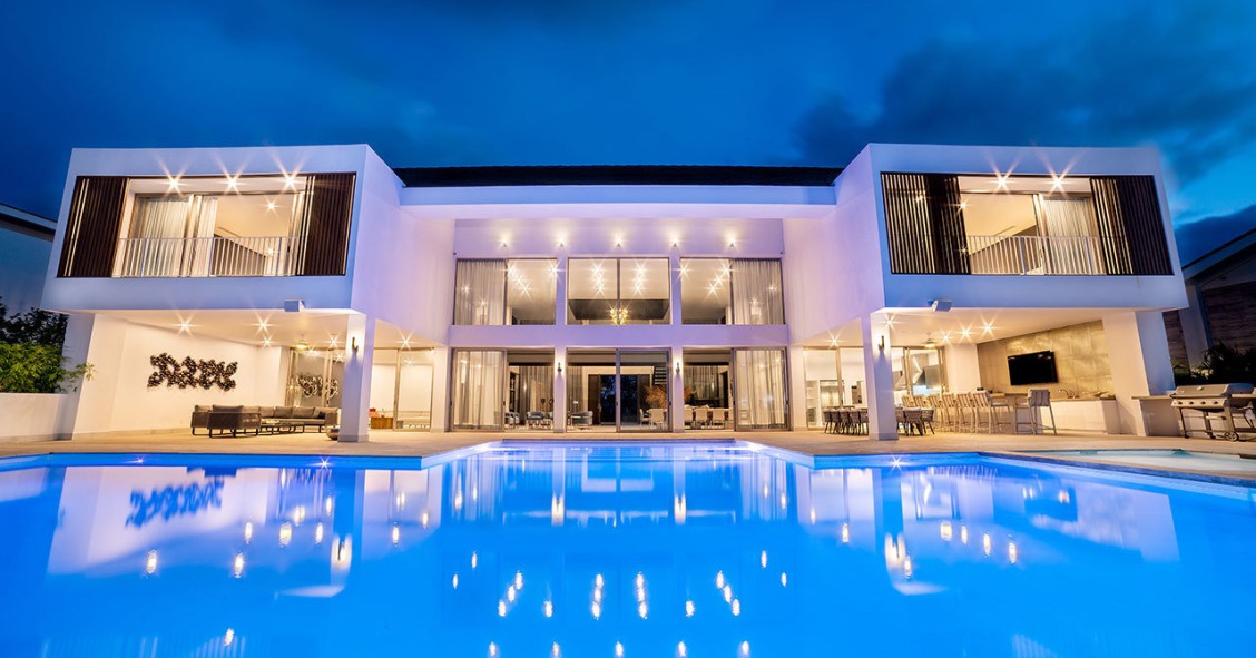 Un casoplón exclusivo en República Dominicana con vistas al campo de golf y al mar