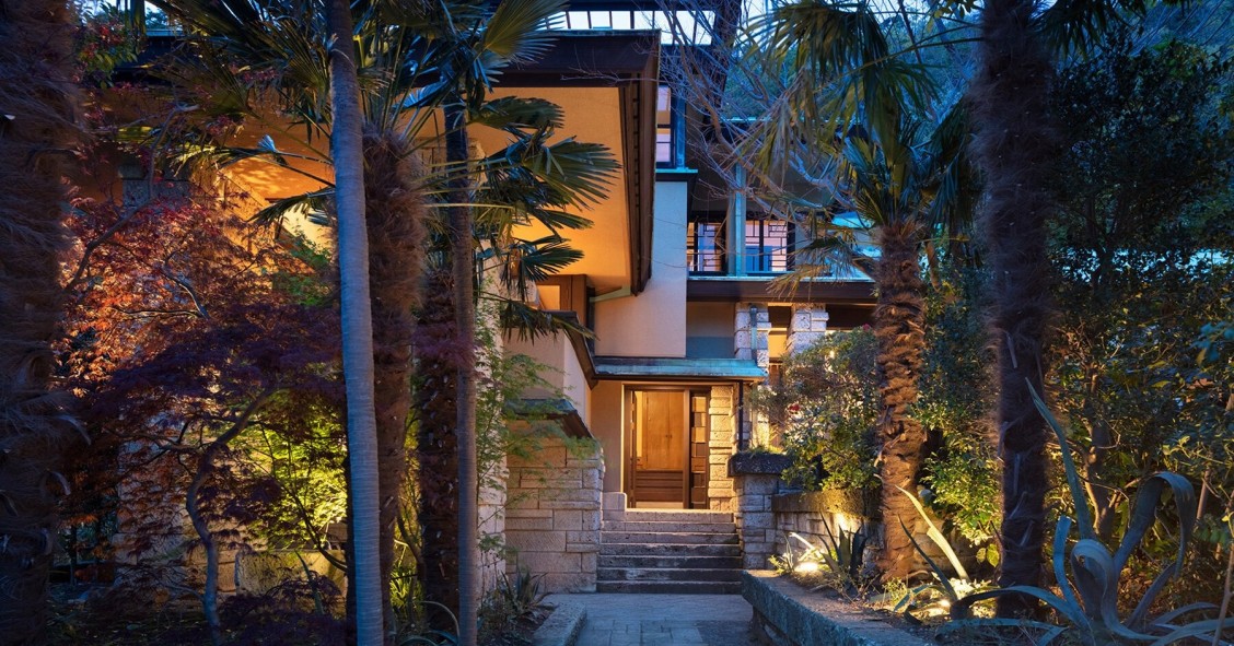 Una villa al más puro estilo Frank Lloyd Wright en Tokio se renueva ahora en un coqueto hotel
