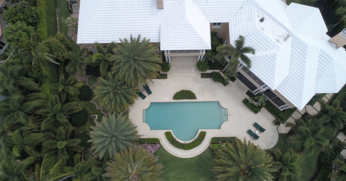 Las nuevas casas de lujo: duchas de vitamina C, saunas de infrarrojos y jardines medicinales