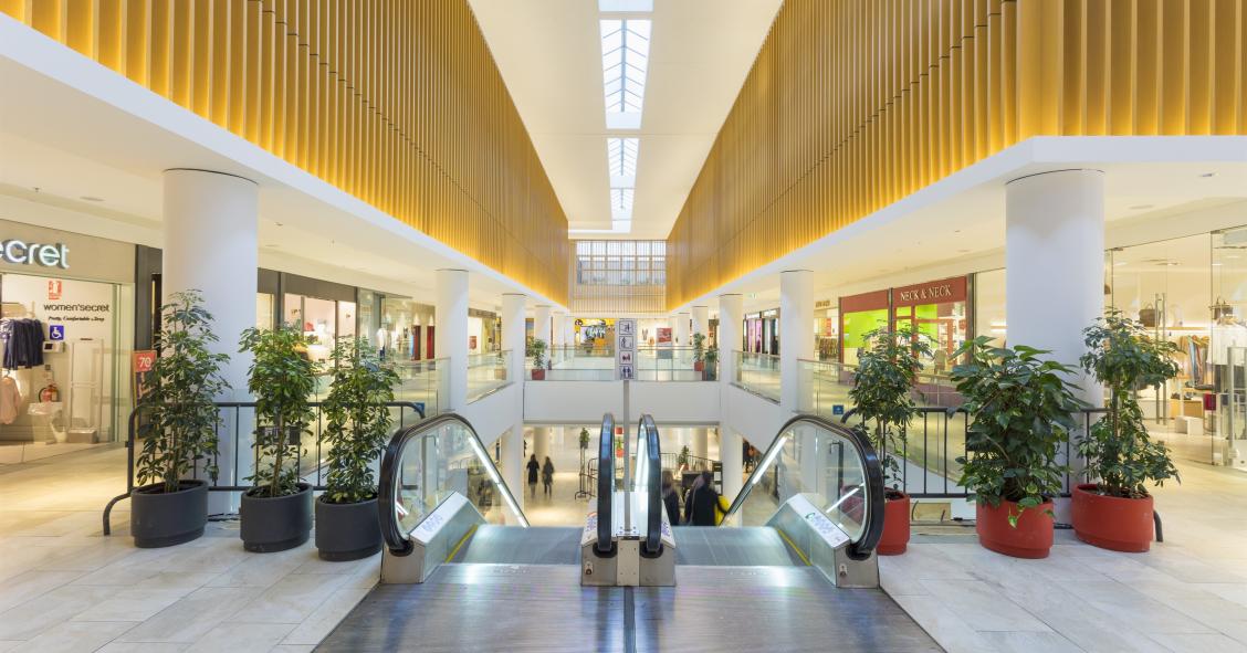 Uno de los centros comerciales de la socimi Merlin Properties