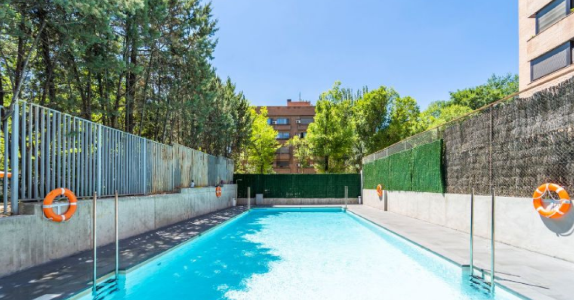 Estas son las medidas anticovid que deben cumplirse en las piscinas comunitarias en cada CCAA 