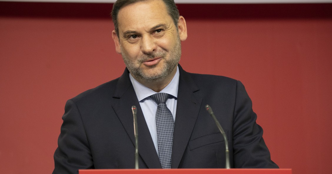 Ábalos avanza que el Gobierno no va a pedir al TC la suspensión cautelar de la ley de alquiler catalana