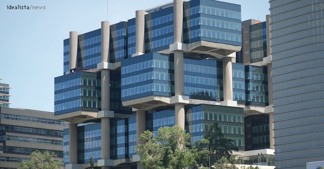 El edificio de Los Cubos, uno de los más odiados y amados de la M-30 de Madrid