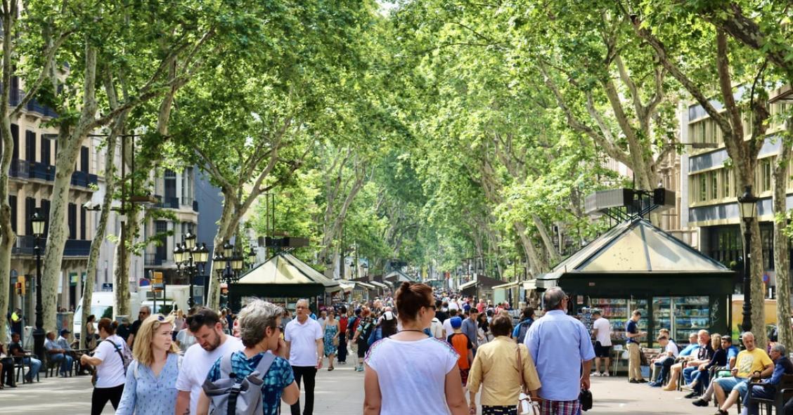Barcelona liberalizará la apertura de comercios domingos y festivos de mayo a septiembre
