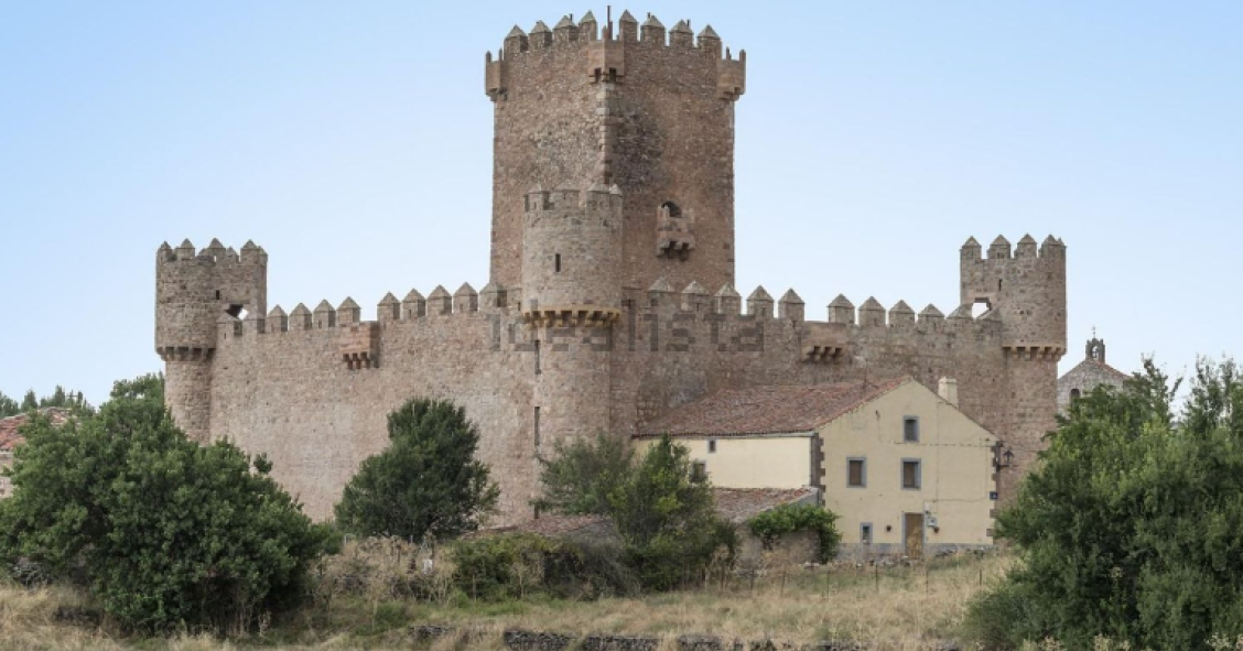 Este espectacular castillo medieval de Sigüenza busca nuevo dueño por 2 millones 